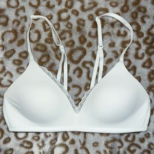 Aerie Lightly Lined White Lace Trim Bra